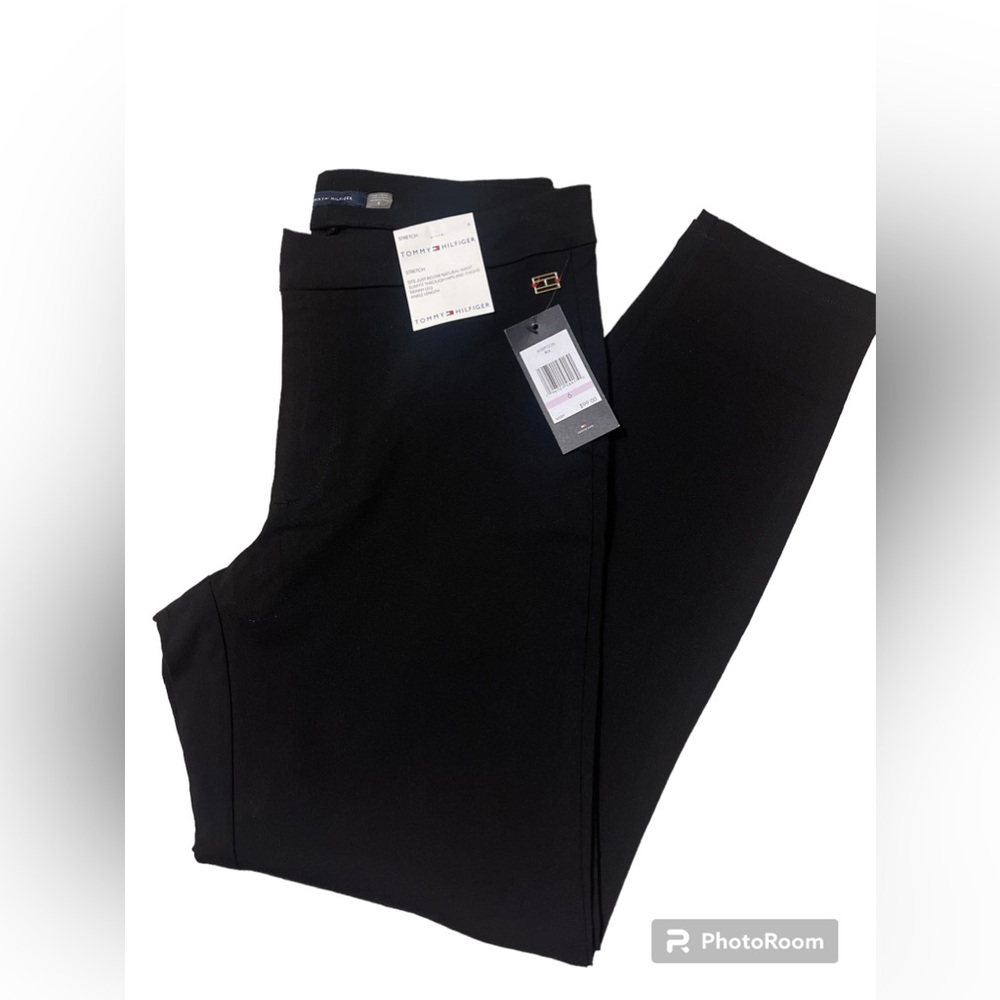 NEW Tommy Hillfiger Black Suite Pants.
Stretch Material.